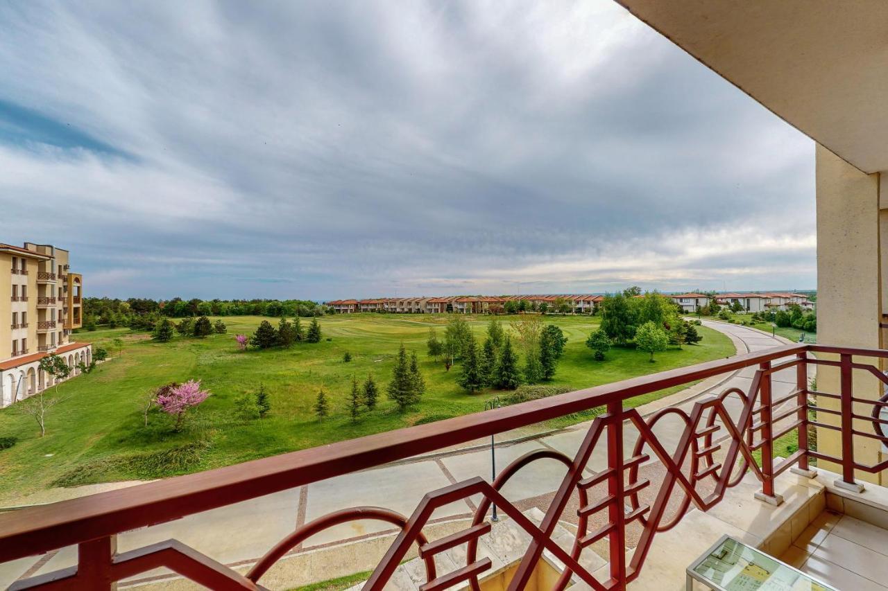 Lighthouse Luxe Estate Apart & Villas Балчик Екстериор снимка