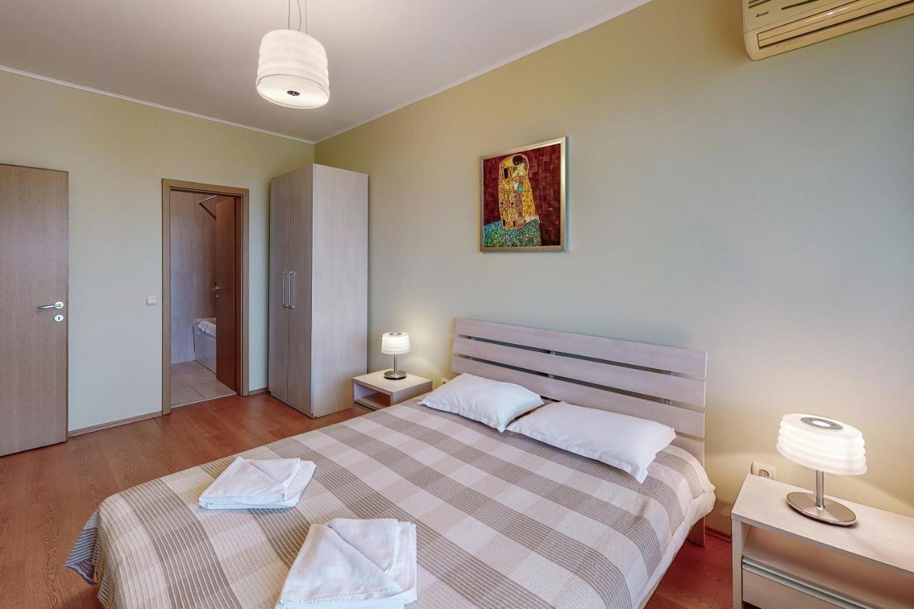 Lighthouse Luxe Estate Apart & Villas Балчик Екстериор снимка