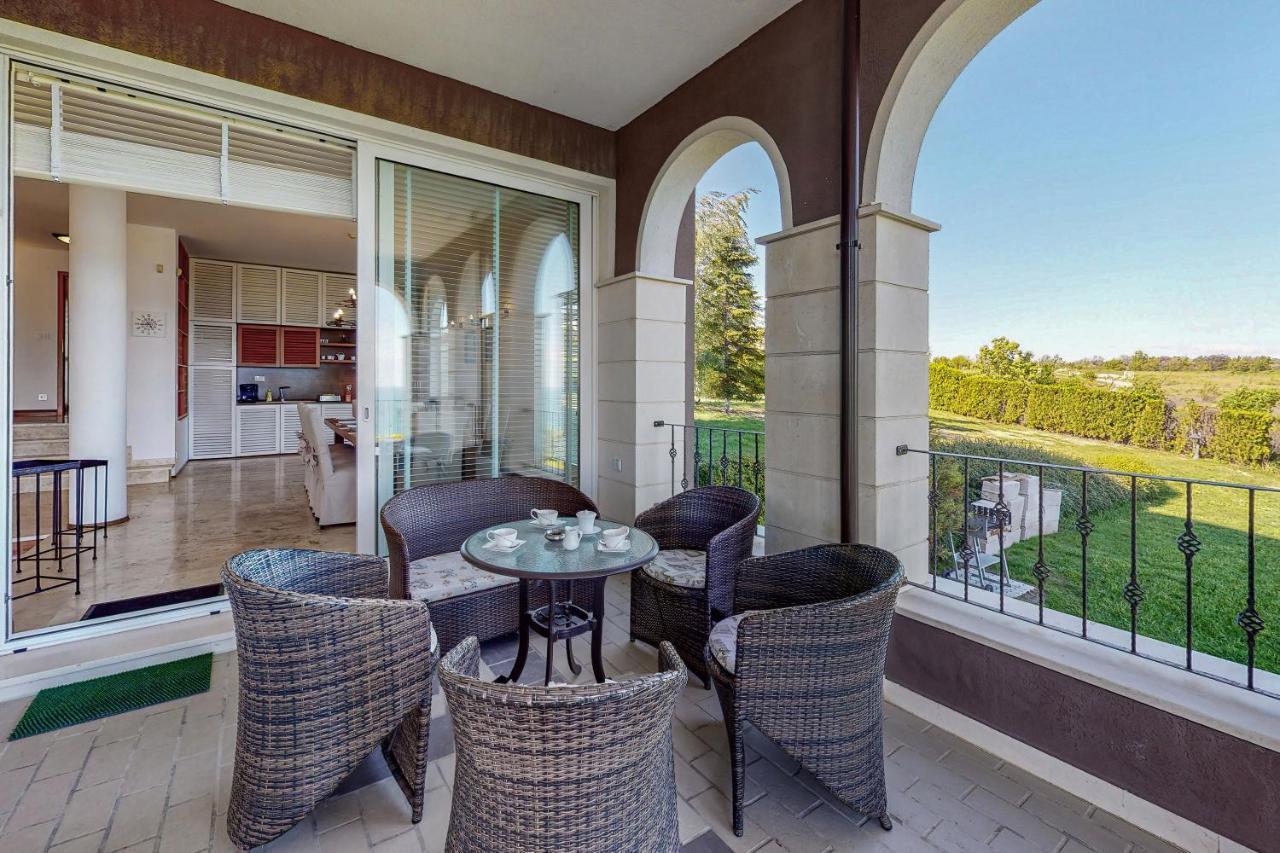 Lighthouse Luxe Estate Apart & Villas Балчик Екстериор снимка