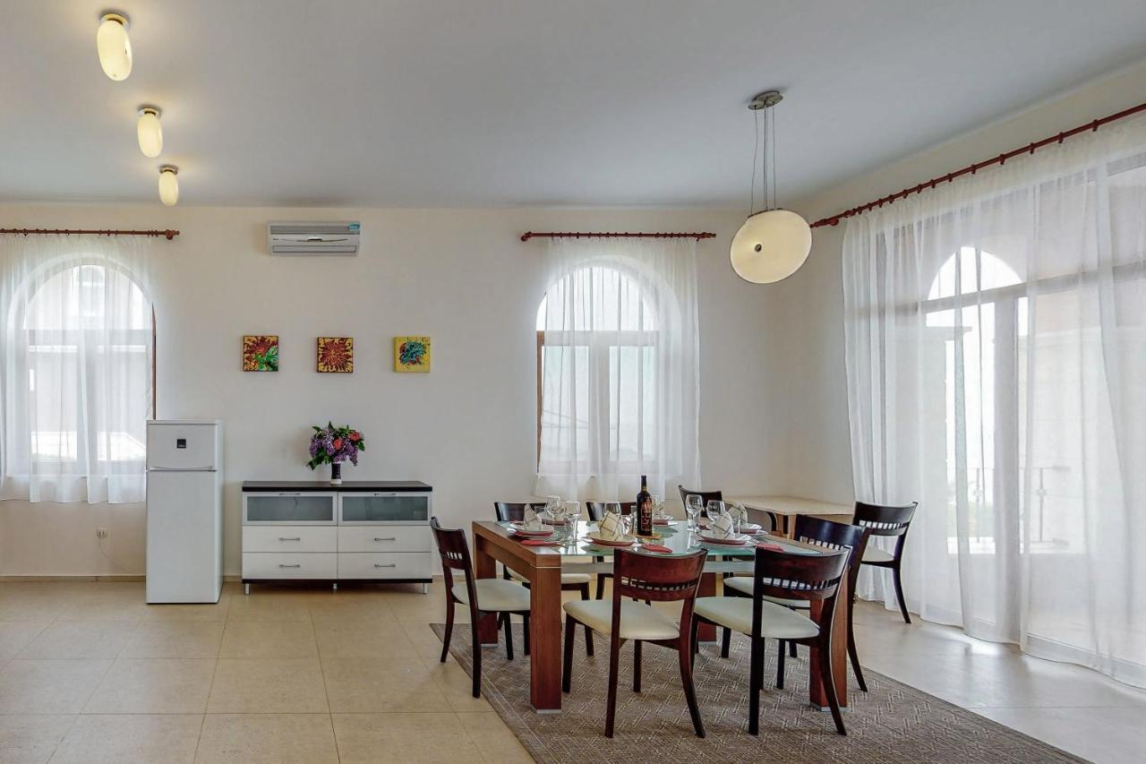 Lighthouse Luxe Estate Apart & Villas Балчик Екстериор снимка