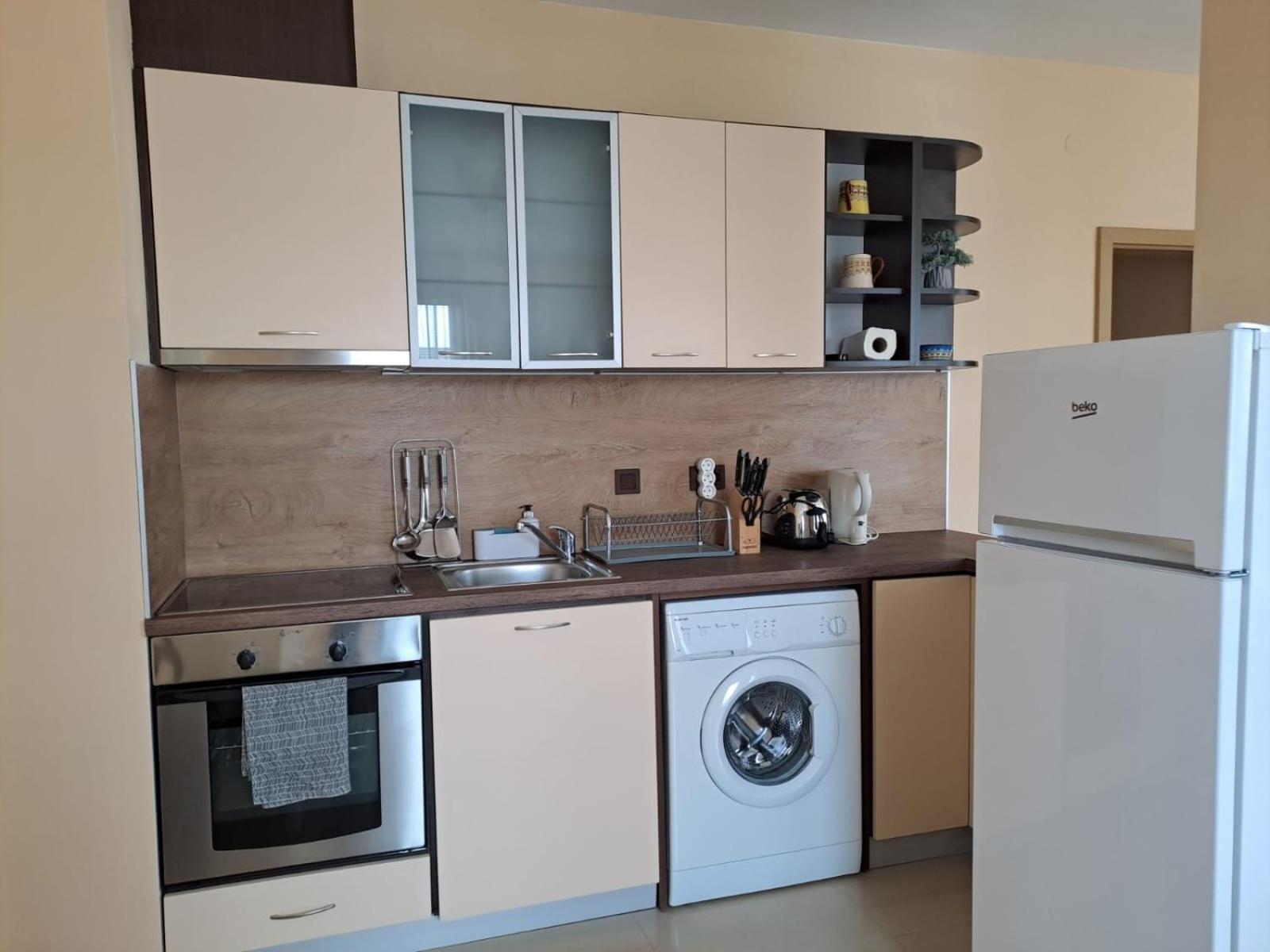 Lighthouse Luxe Estate Apart & Villas Балчик Екстериор снимка