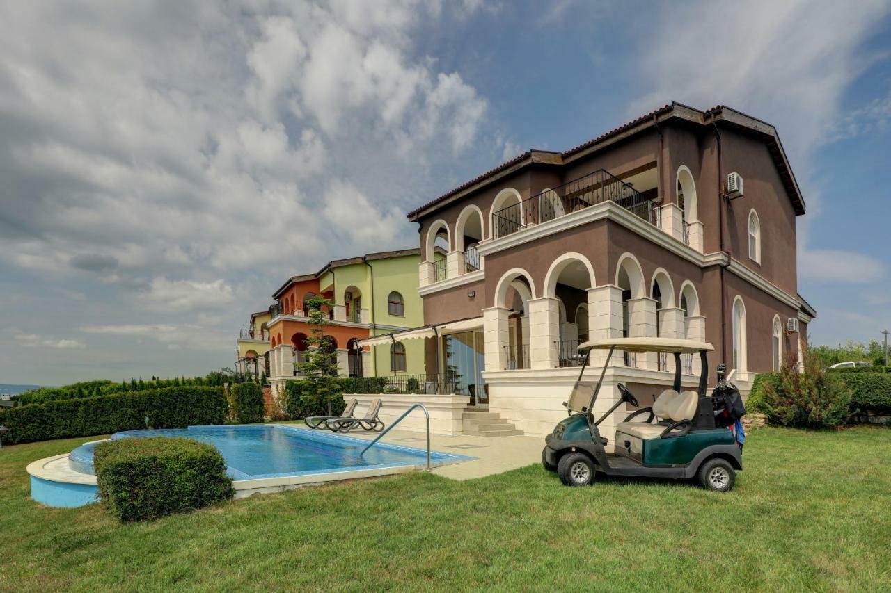 Lighthouse Luxe Estate Apart & Villas Балчик Екстериор снимка